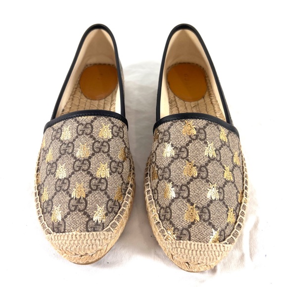 GUCCI GG Supreme Bee Espadrille Flats Beige Canvas Made in Spain 37.5-7.5US - Picture 3 of 15